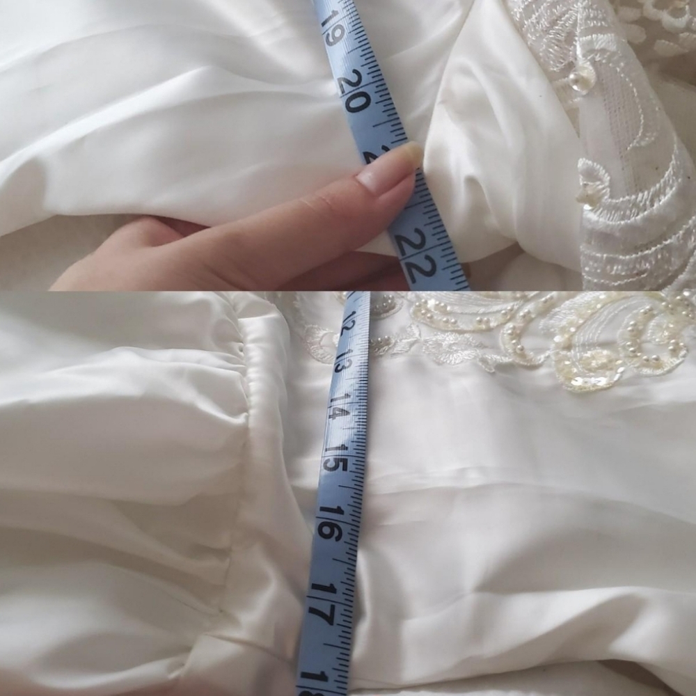 Vintage Wedding Dress - Picture 3 of 6